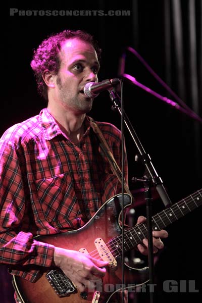 THE CHAP - 2009-09-15 - PARIS - La Maroquinerie - 